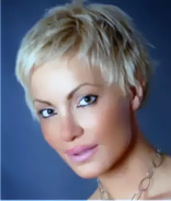 Naomi Curtis
